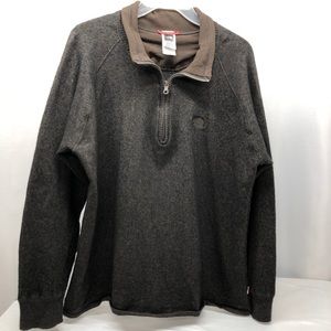 NORTHFACE NORTH FACE pullover XXL fits like LARGE